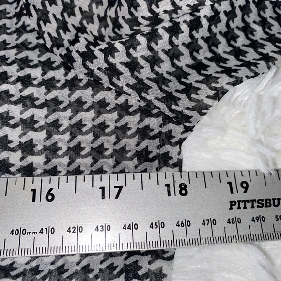 Stradivarius Ultra Sheer Houndstooth Tiered Dress - Picture 4 of 5